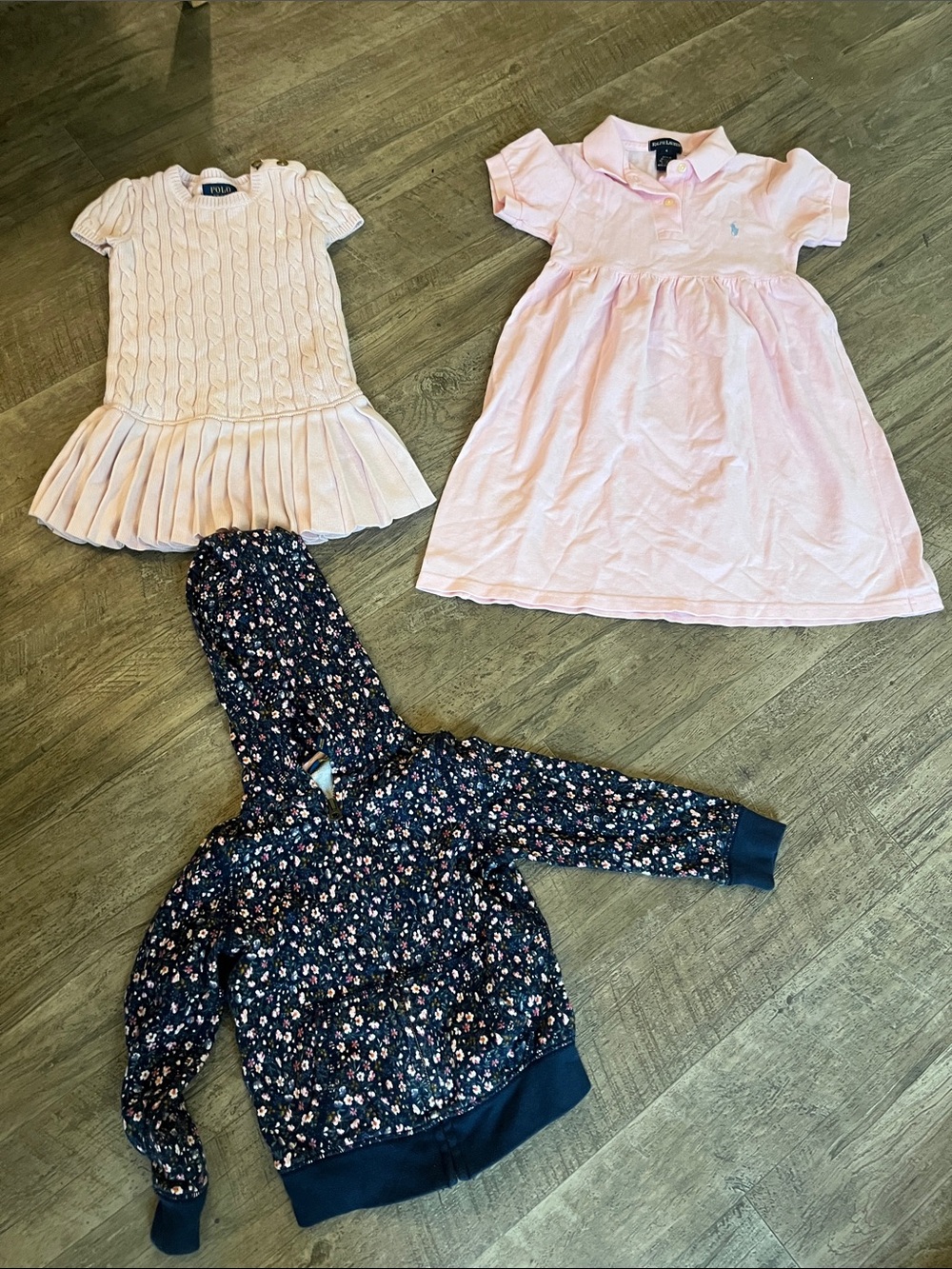 Kids bundle Ralph Lauren Light Pink Polo Dress & Cream Cable-Knit Pleated Dress